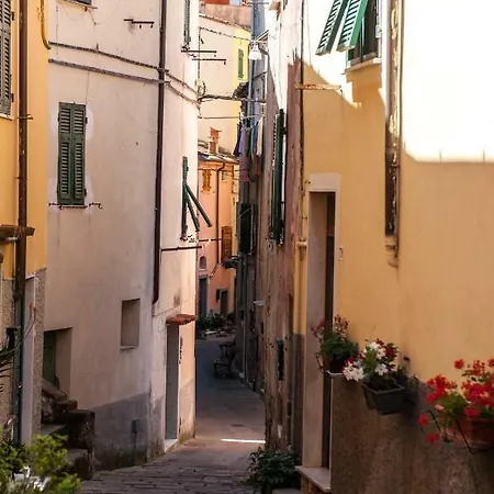 Monolocale Marola 斯培西亚