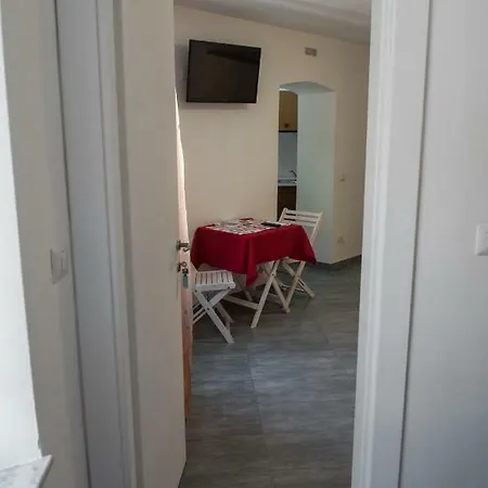 Appartamento Monolocale Marola La Spezia