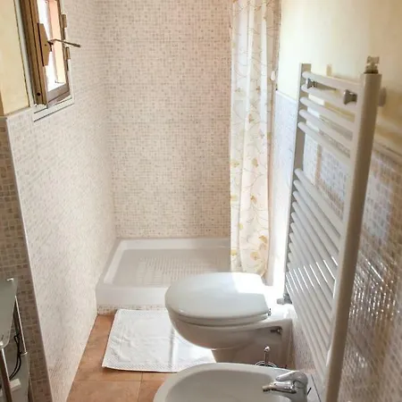 Lägenhet Monolocale Marola La Spezia